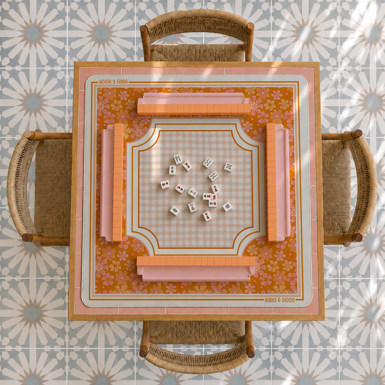 Retro Daisy Mahjong Mat – Orange Floral & Peach Gingham Mah Jongg Mat